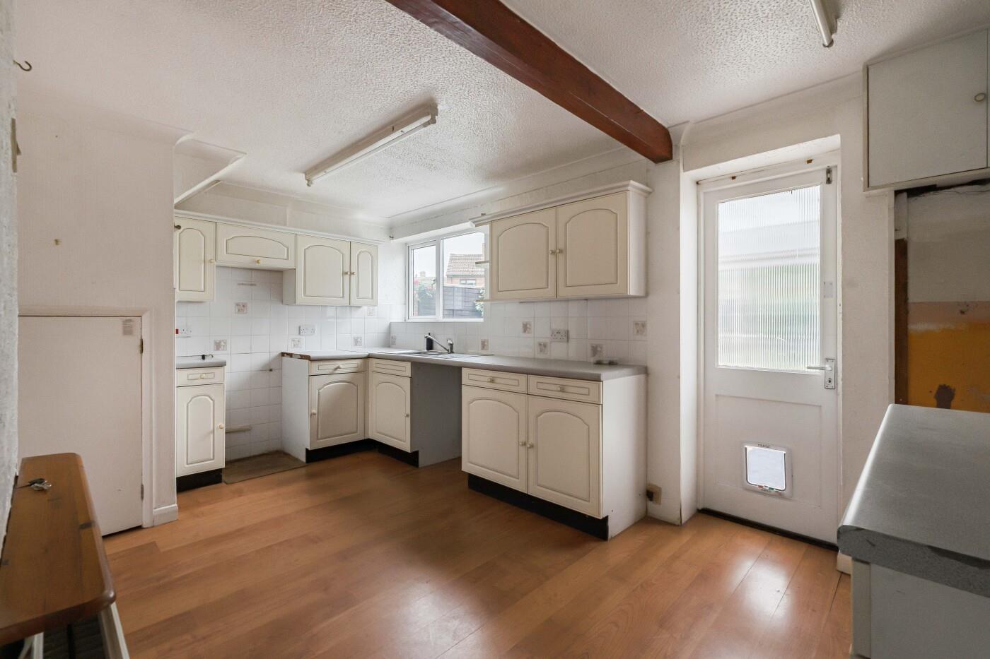 Plowden Way, Shiplake Cross, Henley-On-Thames